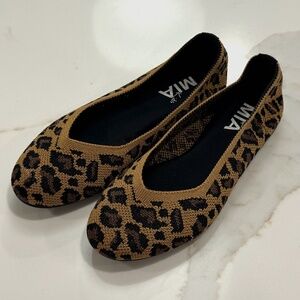 Girls MIA Kids brand leopard print ballet slip-on shoes size 13 youth